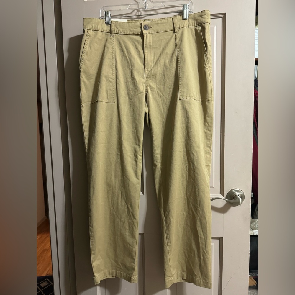 Womens A New Day Khaki Dress Pants NWT Size 16 Regular